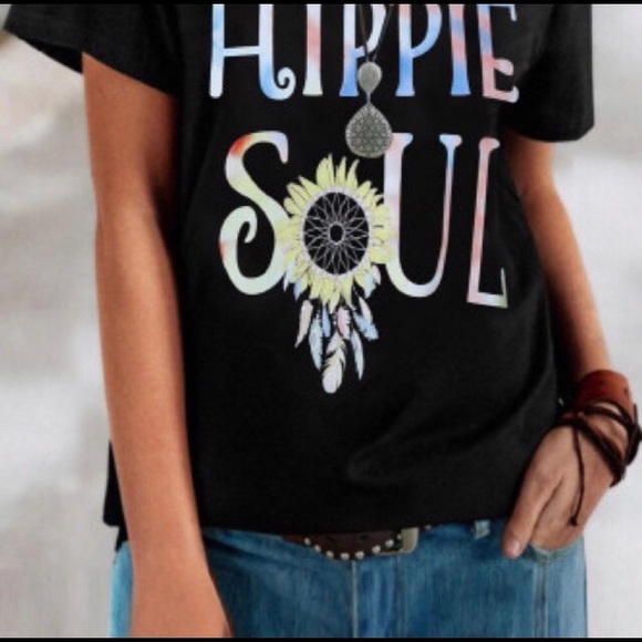 Fun Tee with “Hippie Soul” - Picture 2 of 6